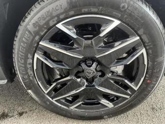 PEUGEOT 3008 HYBRID 145 E-DCS6 GT