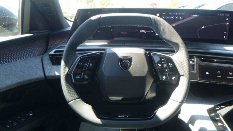 PEUGEOT 3008 HYBRID 145 E-DCS6 GT