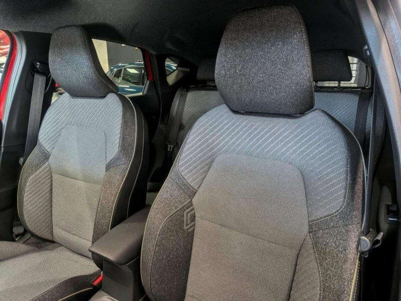 RENAULT CAPTUR CAPTUR E-TECH FULL HYBRID 160 CH TECHNO
