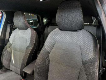 RENAULT CAPTUR CAPTUR MILD HYBRID 160 EDC TECHNO