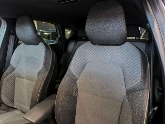 RENAULT CAPTUR CAPTUR MILD HYBRID 160 EDC TECHNO