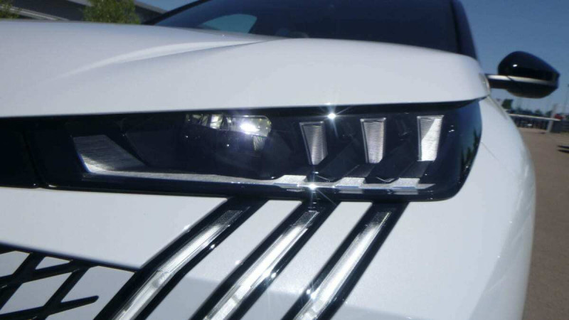 PEUGEOT 3008 HYBRID 145 E-DCS6 GT